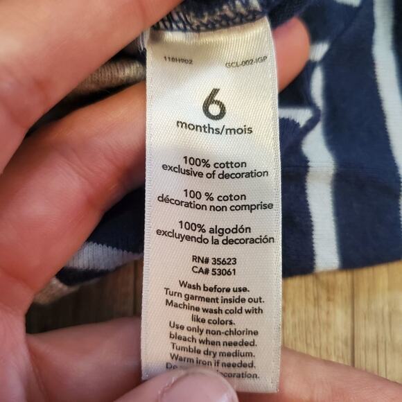 Carters 6 month striped one piece - Picture 5 of 6